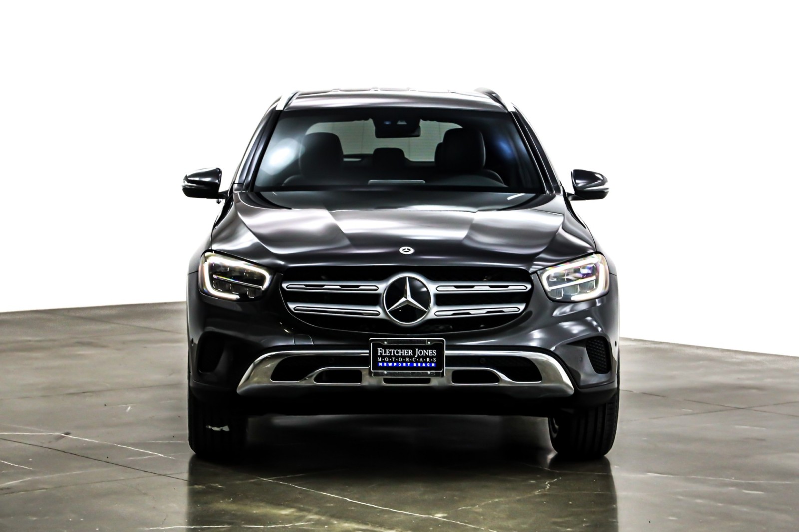 Used 2022 Graphite Grey Metallic Mercedes-Benz GLC 300 image 3