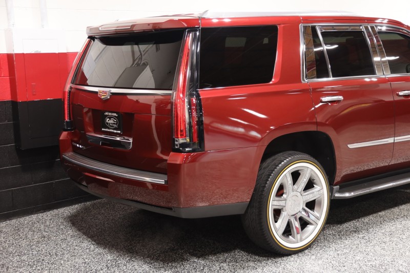 2016 Cadillac Escalade Luxury Collection 4dr Suv in , 