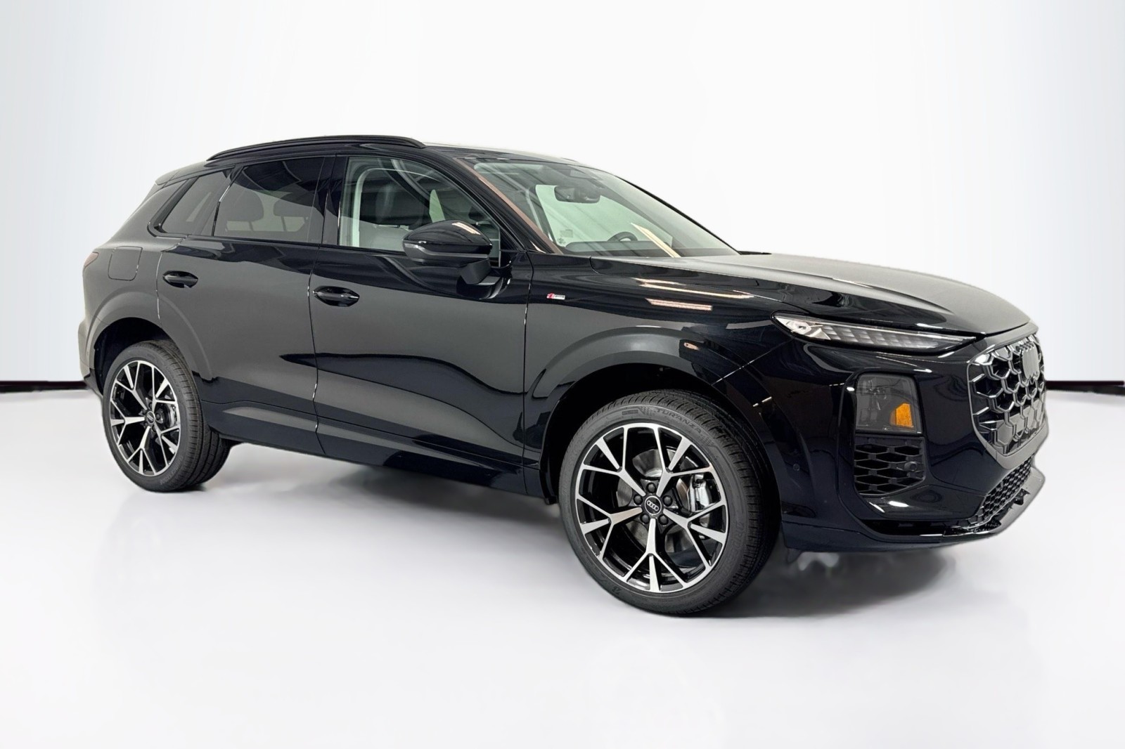 New 2026 Mythos Black Metallic Audi S line image 3