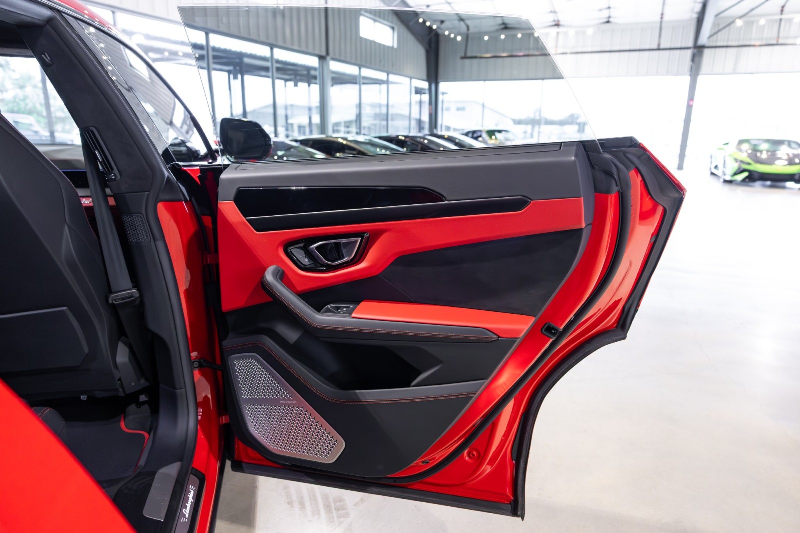 Used Car 2022 Lamborghini Urus  For Sale Under $230,000 In Boerne, Texas