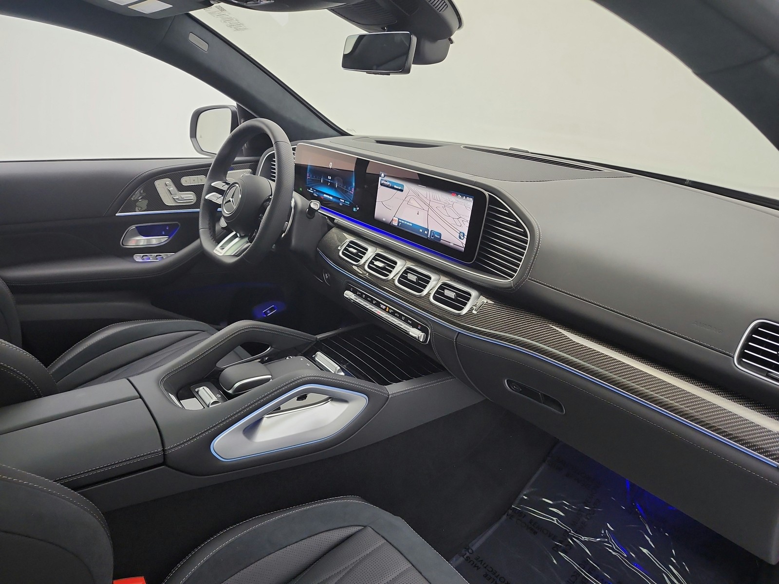 New 2026 MANUFAKTUR Alpine Grey Mercedes-Benz AMG® GLE 63 S image 17