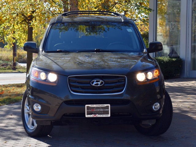 2011 Hyundai Santa Fe Keyless Entry Heated F/Seats Sunroof Bluetooth Infinity Sound $30,290 7