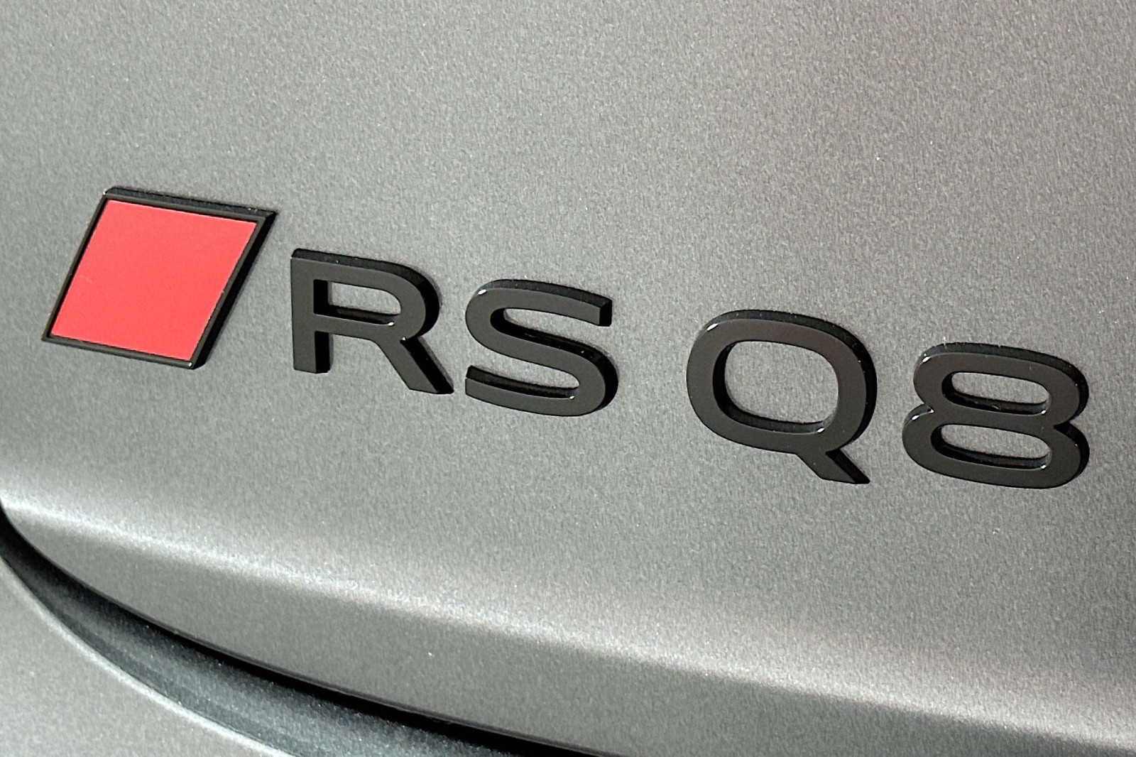 New 2026 Daytona Gray Pearl Effect Audi performance image 10