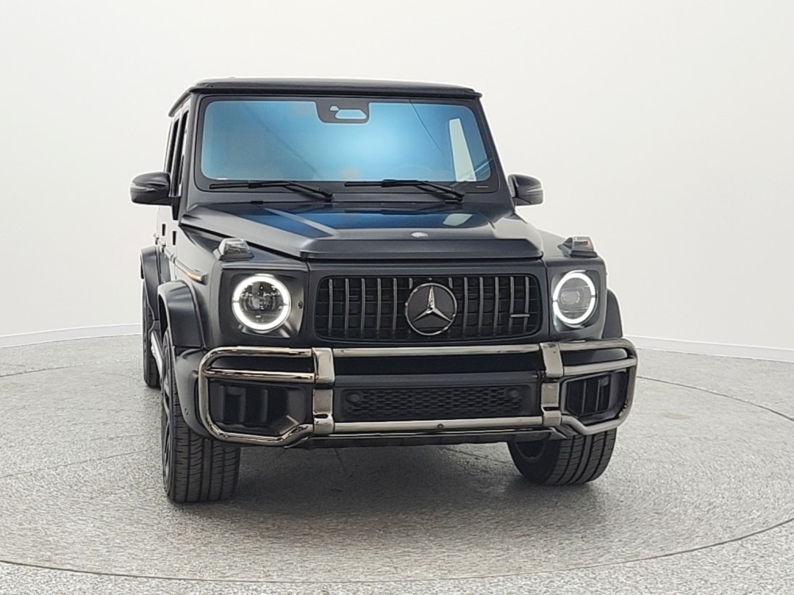 Certified Used 2025 MANUFAKTUR Night Black magno Mercedes-Benz AMG® G 63 SUV image 2