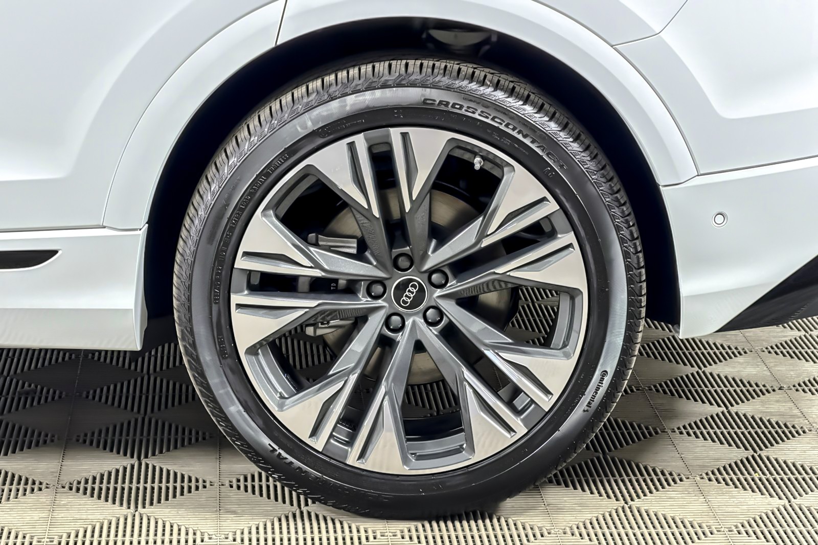 New 2026 Glacier White Metallic Audi Premium Plus quattro image 23