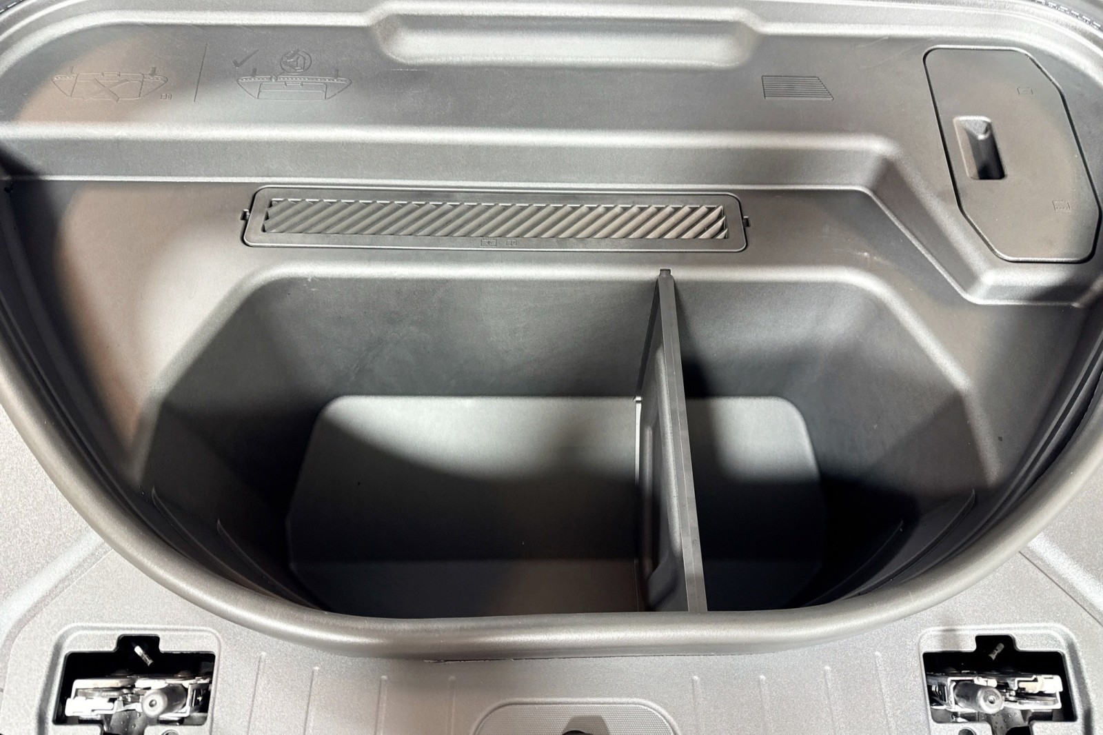 New 2025 Manhattan Gray Metallic Audi Premium Plus quattro image 27