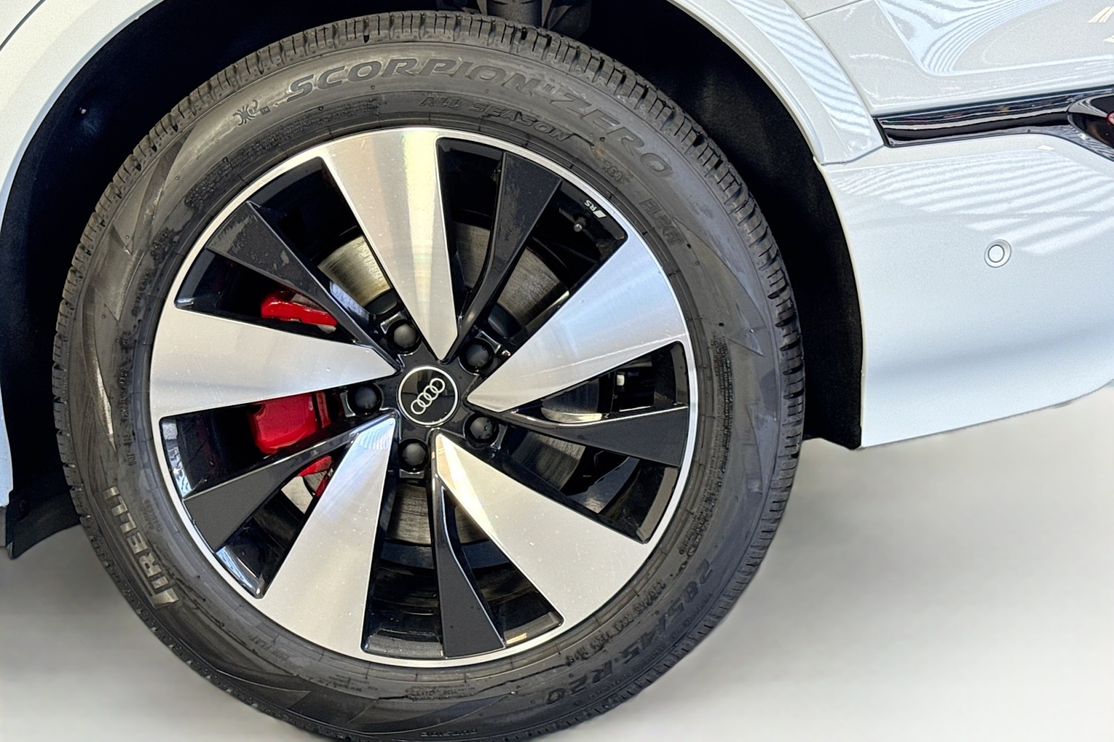 New 2025 Glacier White Metallic Audi Prestige quattro image 28