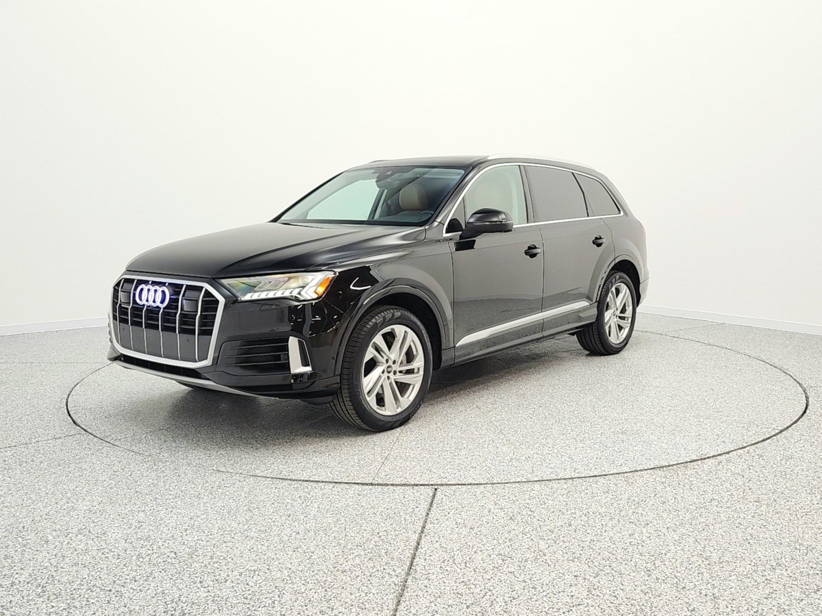 2023 Audi Q7 Premium 55 TFSI quattro