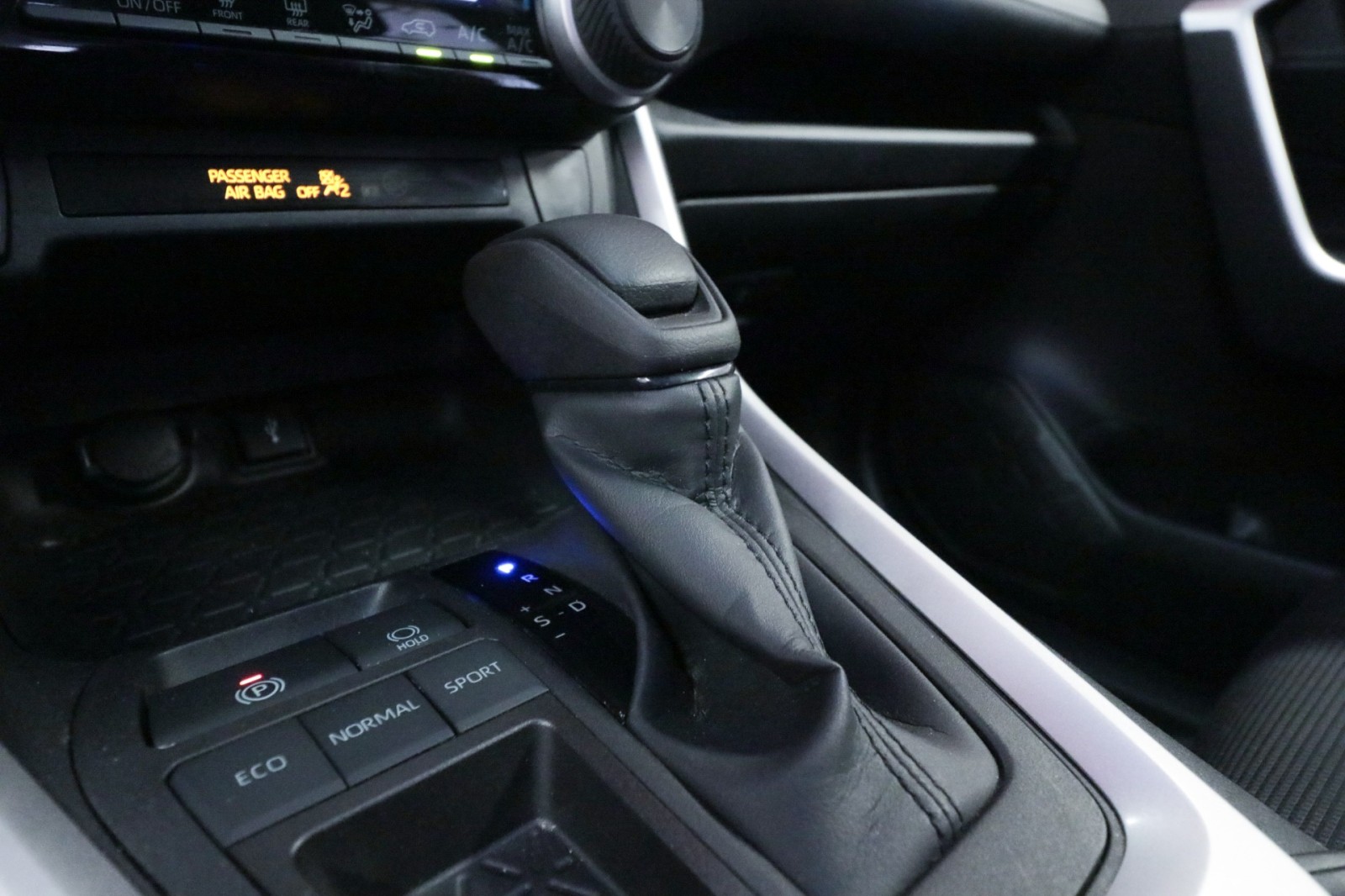 Used Car 2022 Toyota Rav4  Le For Sale Under $30,000 In Austin, Texas