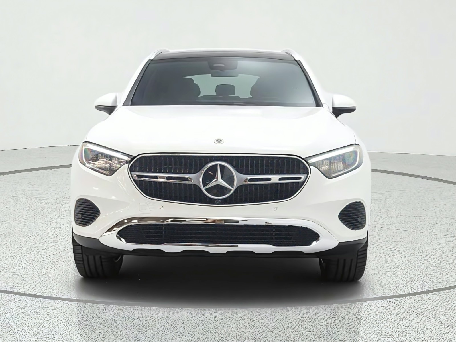 New 2027 Polar White Mercedes-Benz GLC 300 SUV image 2