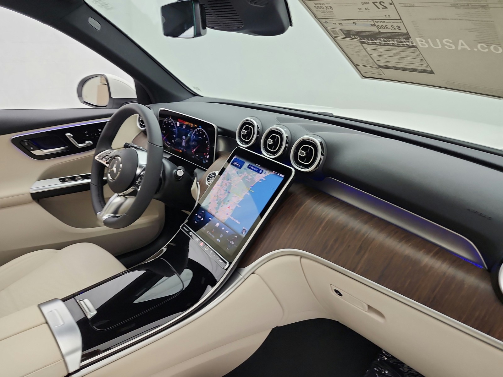 New 2026 Polar White Mercedes-Benz GLC 300 SUV image 15