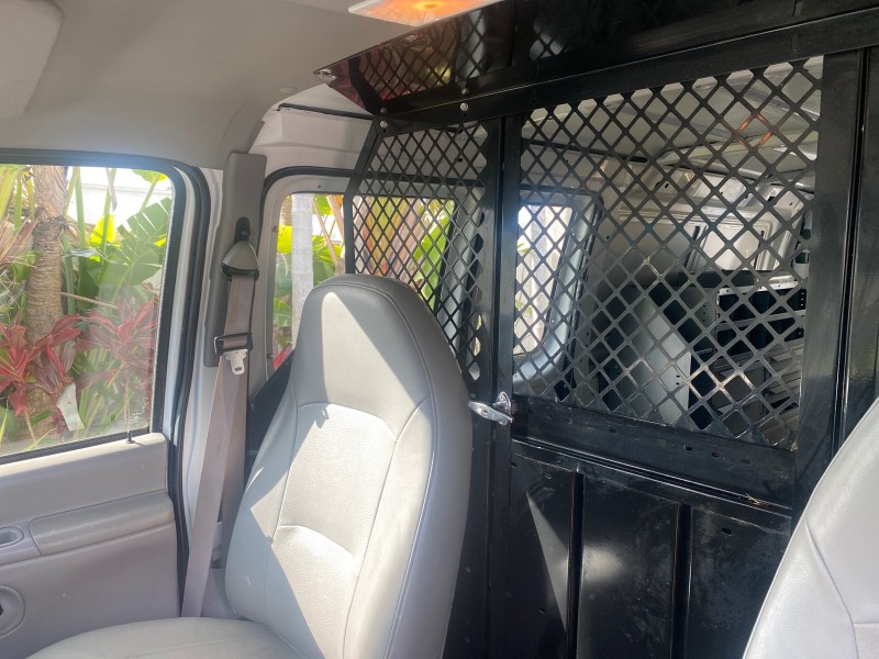 2000 Ford Econoline Cargo Van LOW MILES 68,046 in , 