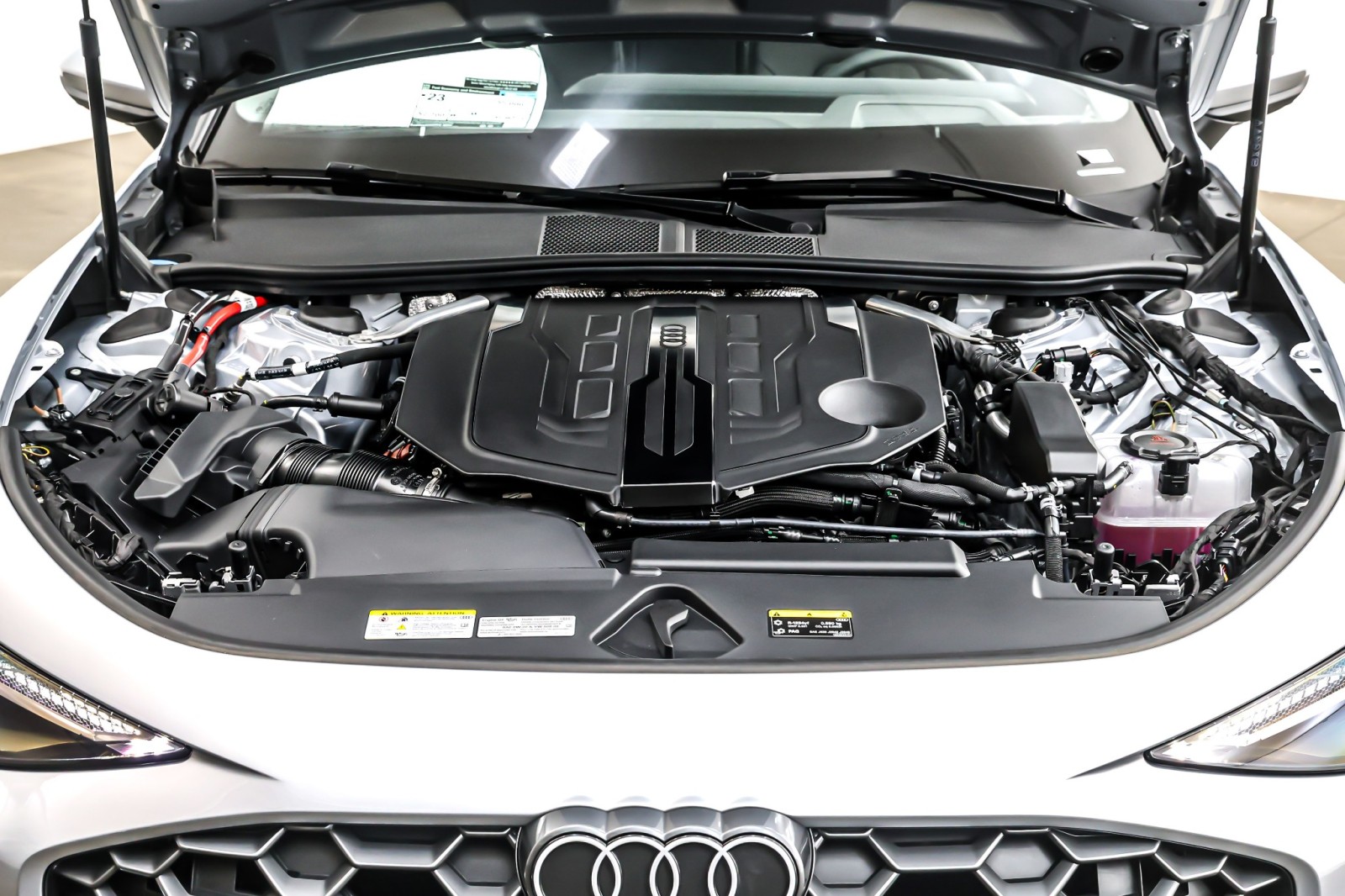 New 2026 Florett Silver Metallic Audi Premium Plus quattro image 11