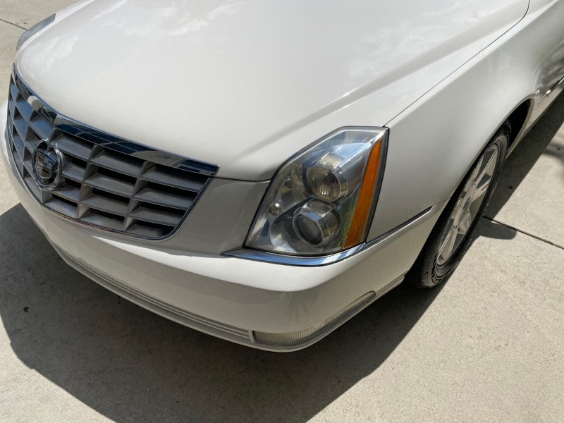 2006 Cadillac DTS LOW MILES 58,287 in , 