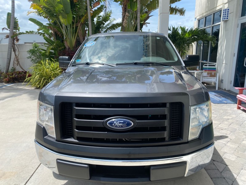 2010 Ford F-150 4 DR CREW XL LOW MILES 34,625 in , 