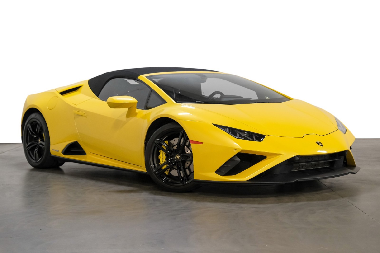 2021 Lamborghini Huracan EVO Spyder SportSeats 19Alloys BiColorLeatherPkg 3