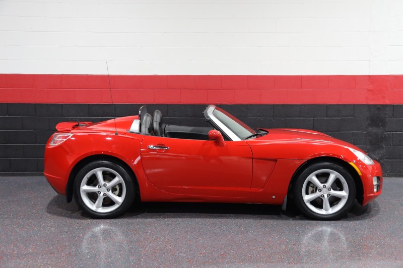 2009 Saturn Sky 2dr Convertible in , 