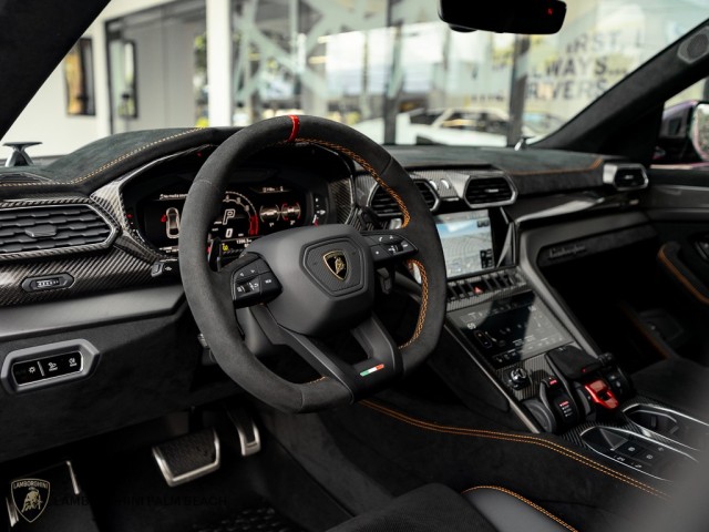 2023 Lamborghini Urus Performante in , 