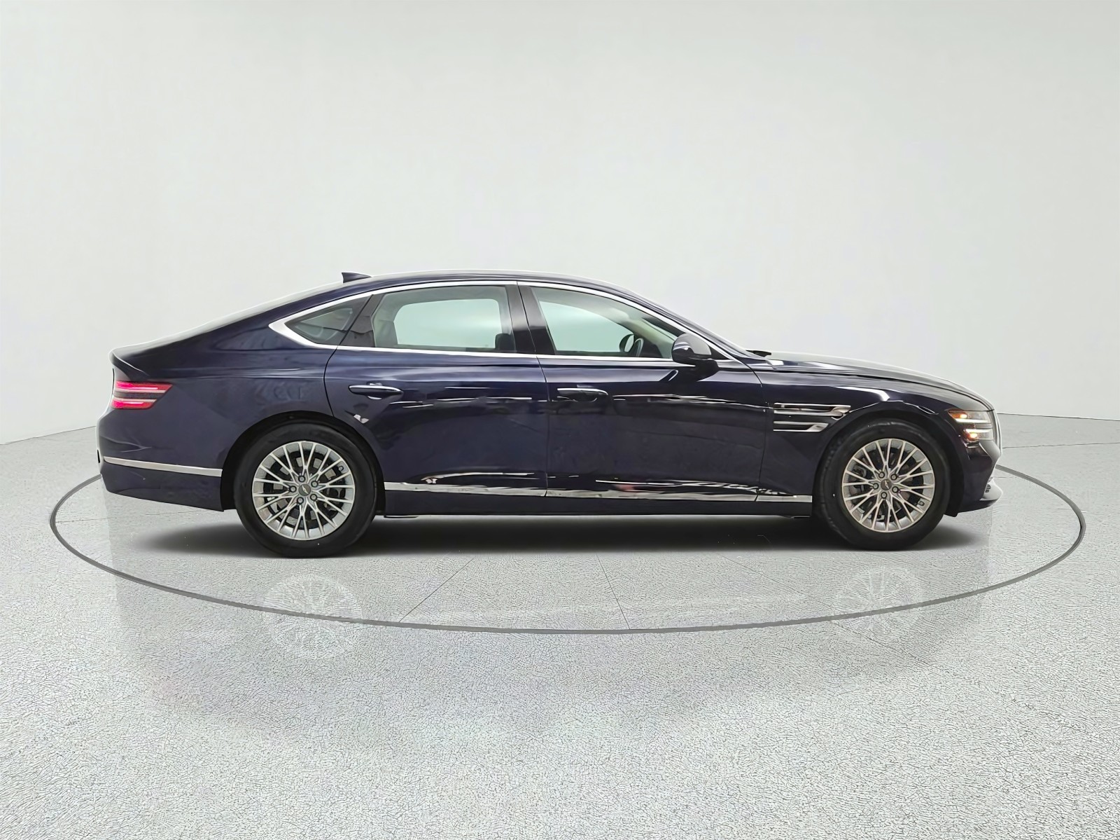 Used 2024 Capri Blue Genesis 2.5T AWD image 4