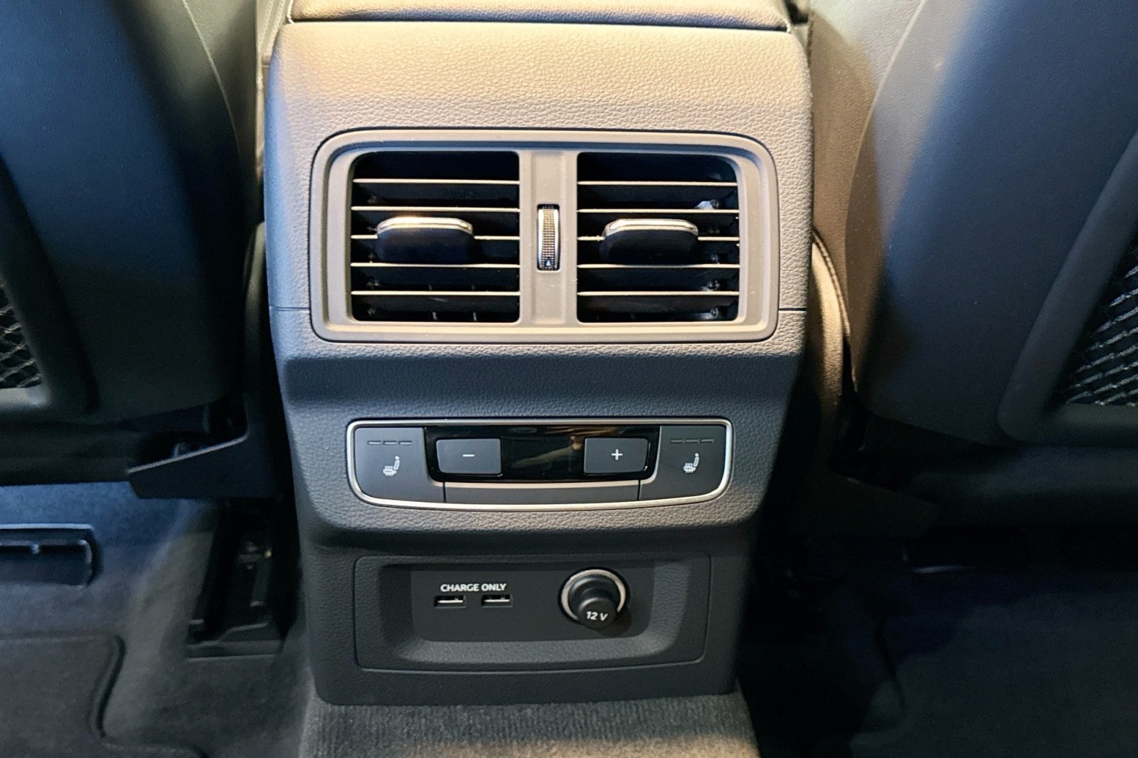 Used 2024 Arkona White Audi S line Prestige image 23