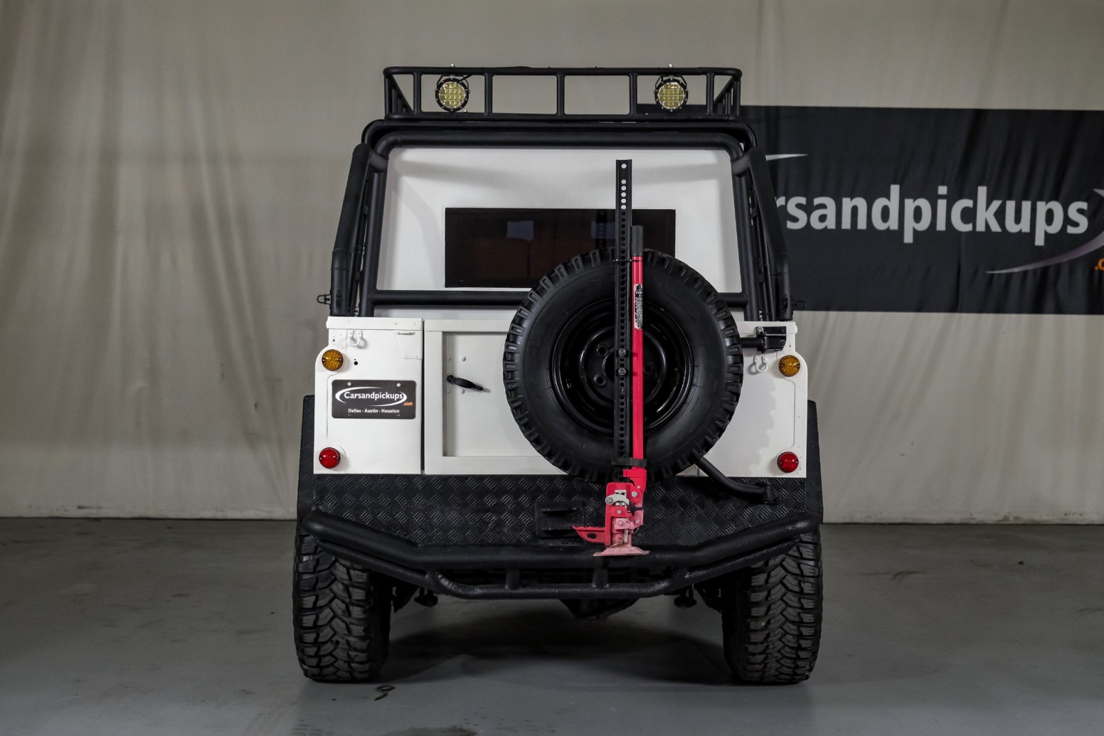 1992 Land Rover Defender 110  7