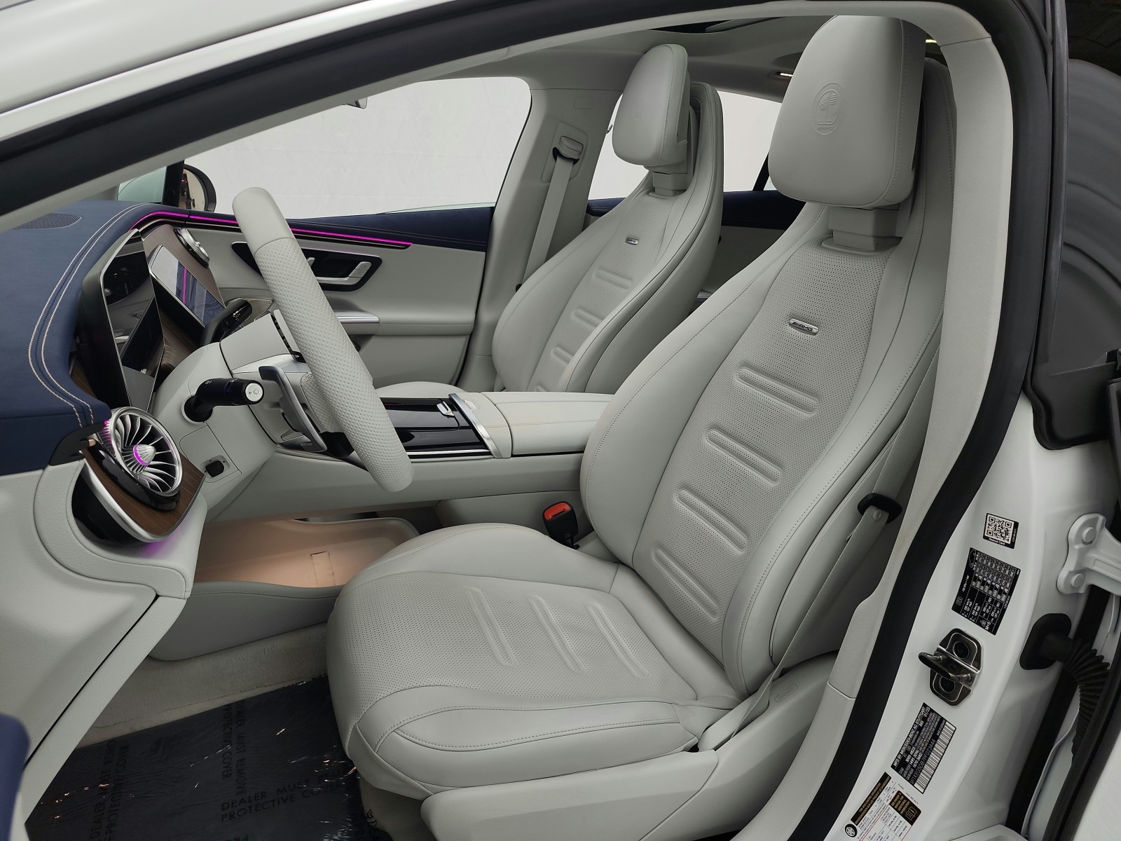 Used 2023 MANUFAKTUR Moonlight White Metallic Mercedes-Benz AMG® EQE 4MATIC+ Sedan image 24