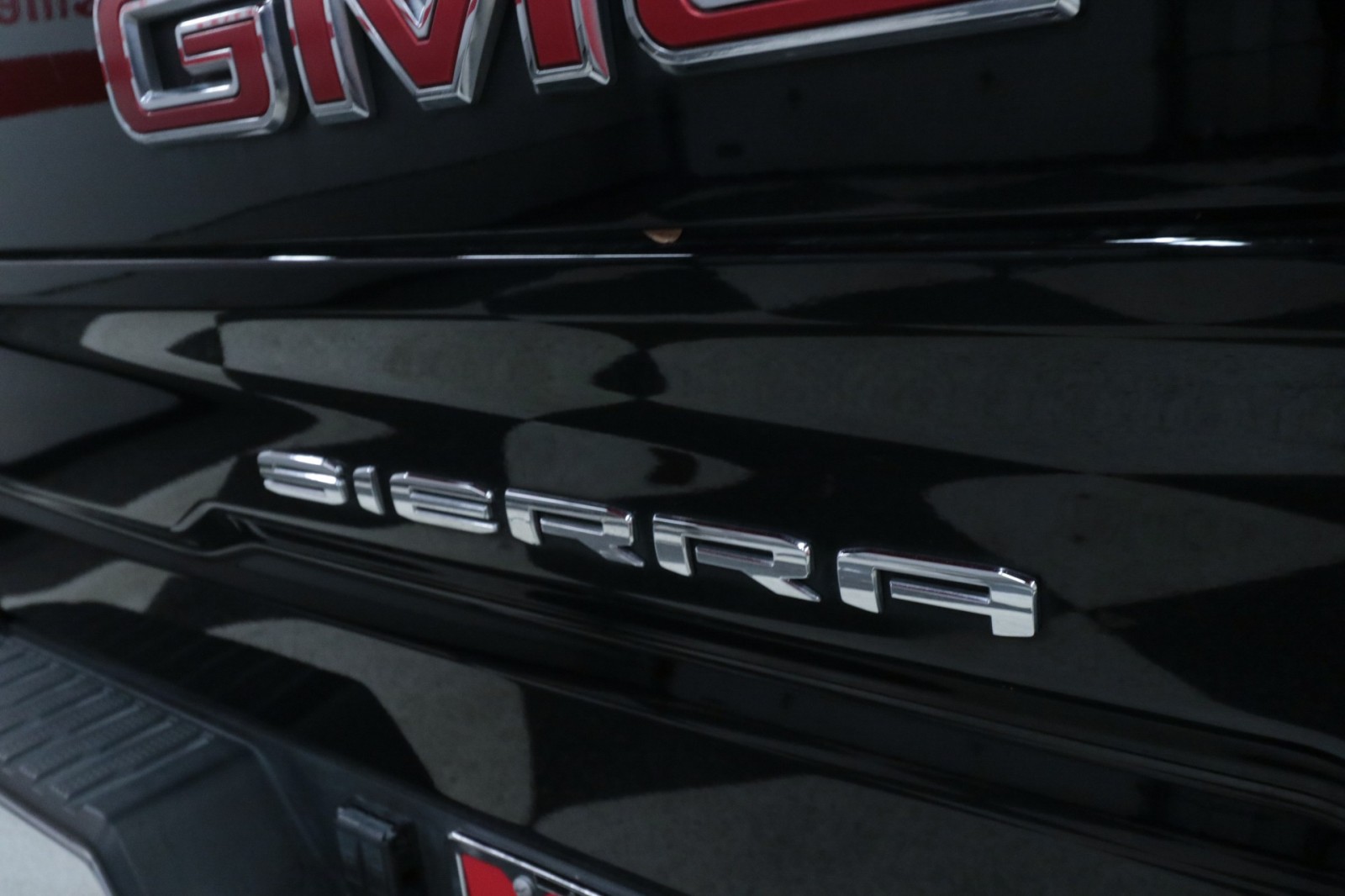 Used Car 2024 Gmc Sierra 1500  Slt For Sale Under $50,000 In Austin, Texas