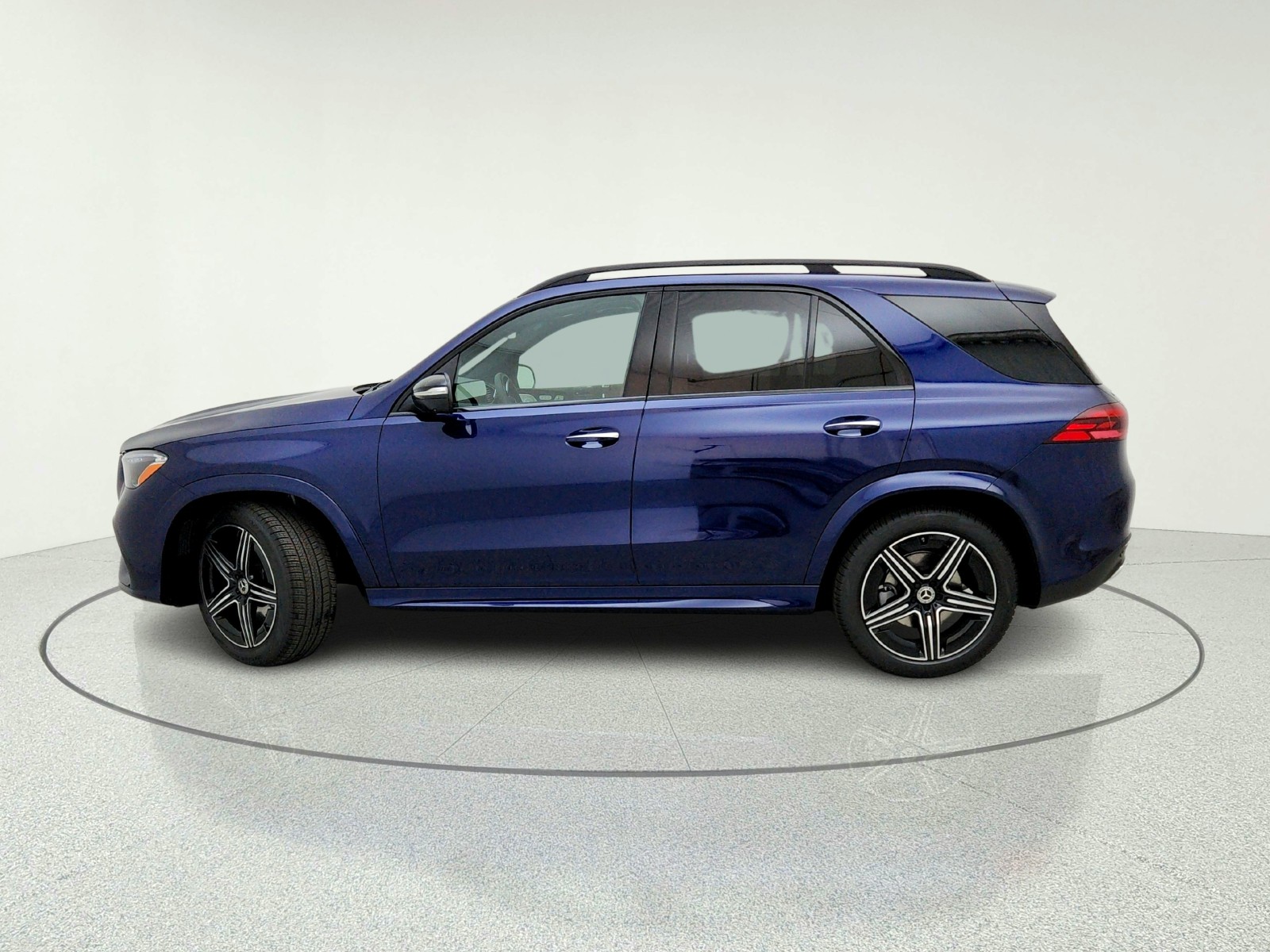 New 2026 MANUFAKTUR Mystic Blue Metallic Mercedes-Benz GLE 450 4MATIC® SUV image 14