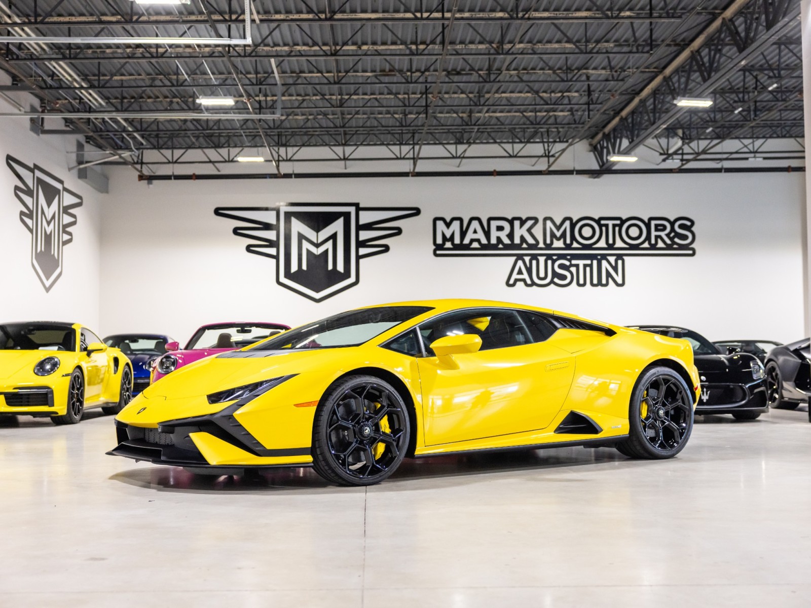 2023 Lamborghini Huracan Tecnica's photo