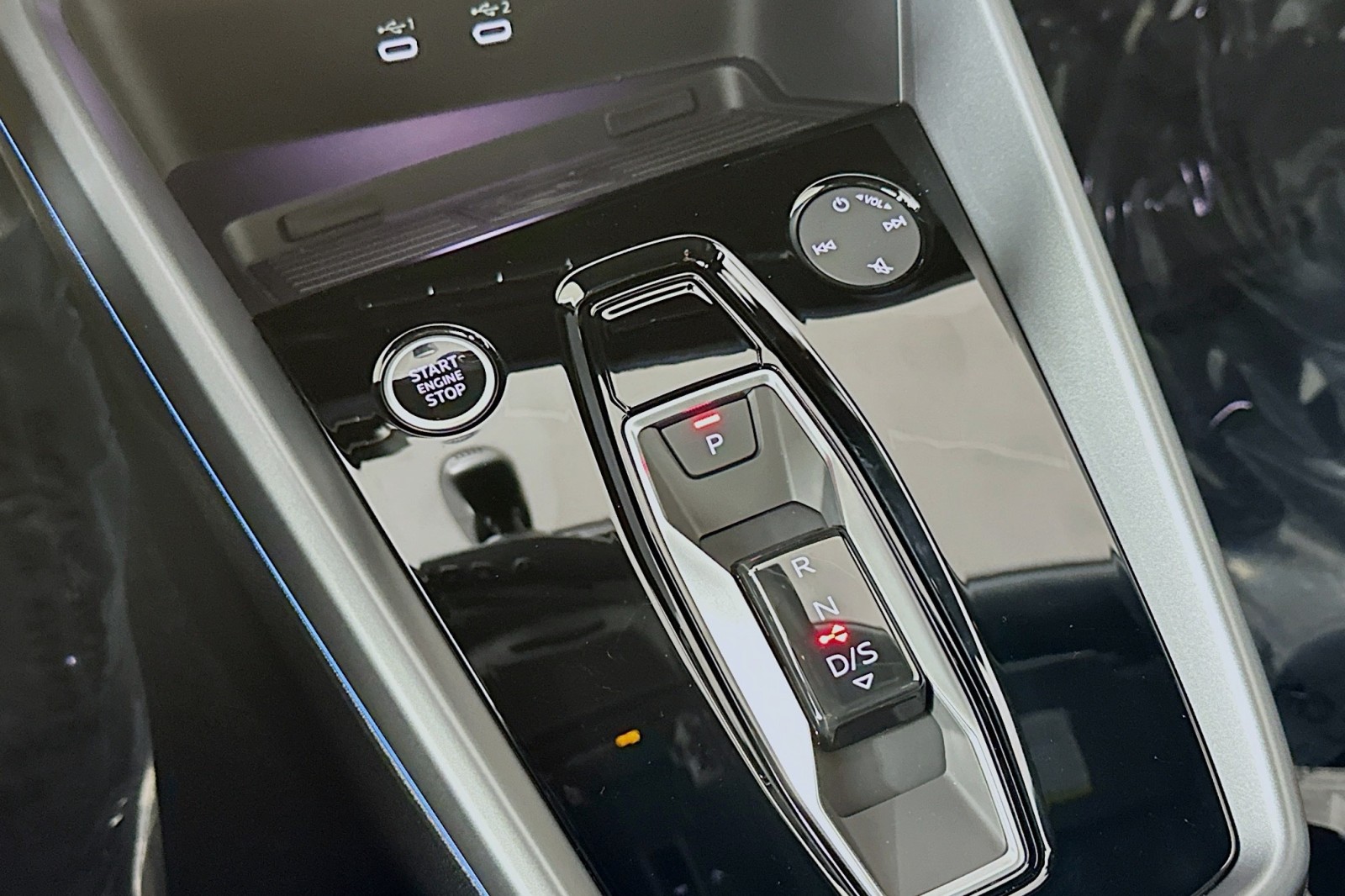 New 2026 Arkona White Audi Premium Plus image 7