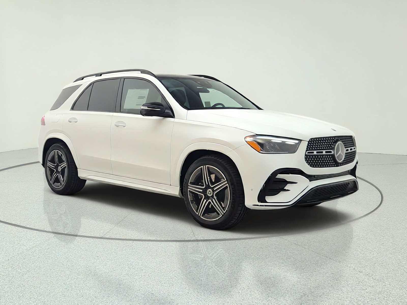 New 2026 MANUFAKTUR Moonlight White magno Mercedes-Benz GLE 450 4MATIC® SUV image 3