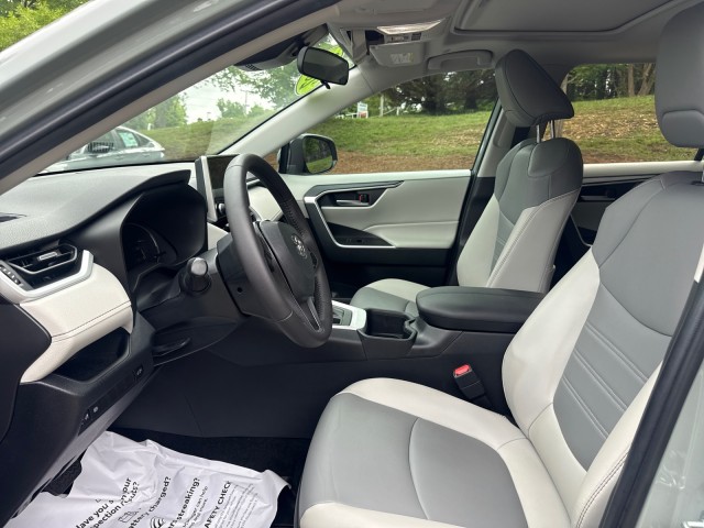 ToyotaRAV419