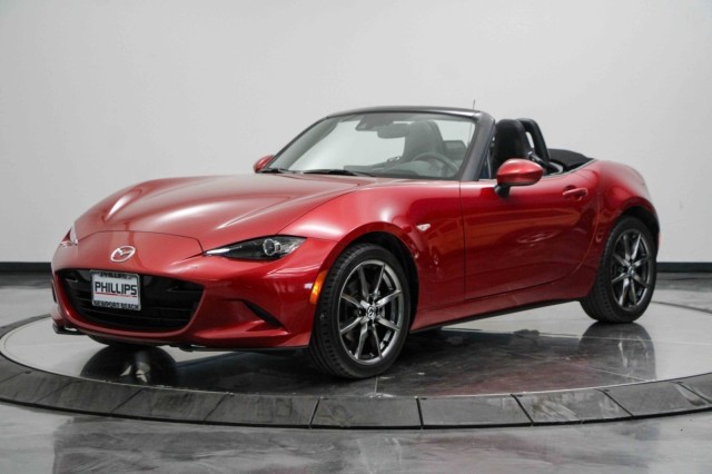 2016 Mazda MX-5 Miata Grand Touring 13