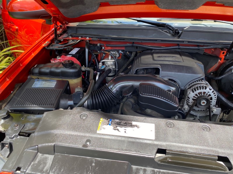 2009 Chevrolet Avalanche LT PU LOW MILES 58,696 in ,