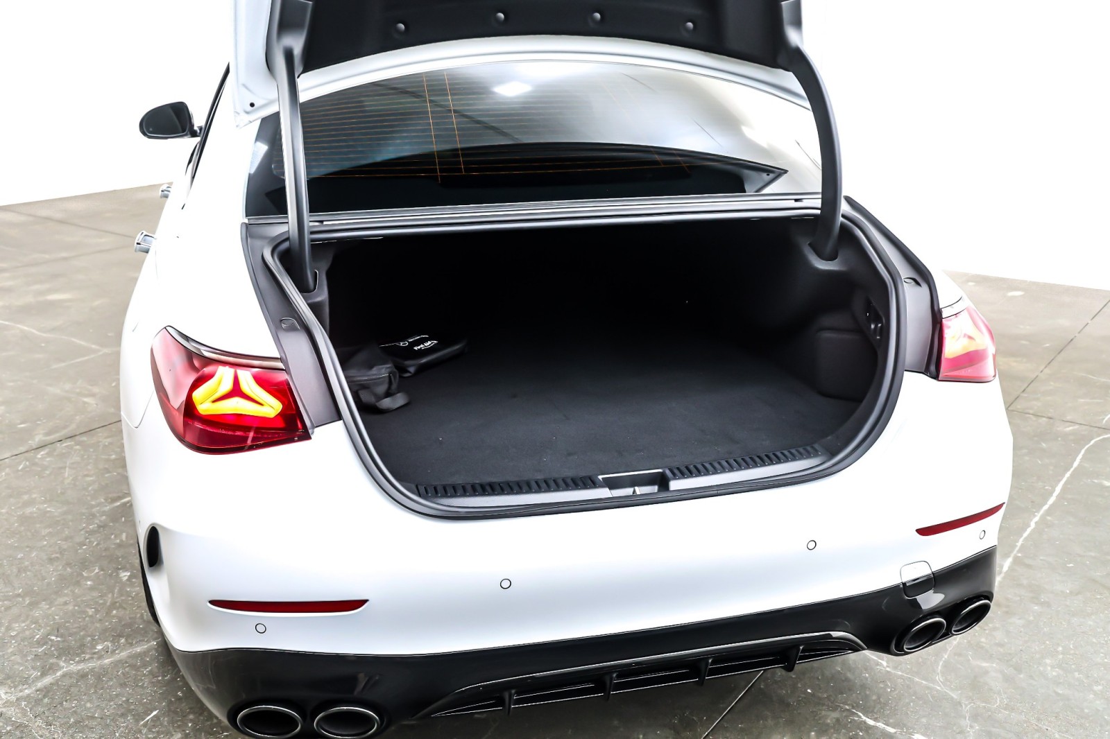 Certified Used 2026 MANUFAKTUR Moonlight White Magno Mercedes-Benz AMG® E 53 E 4MATIC+ Sedan image 25