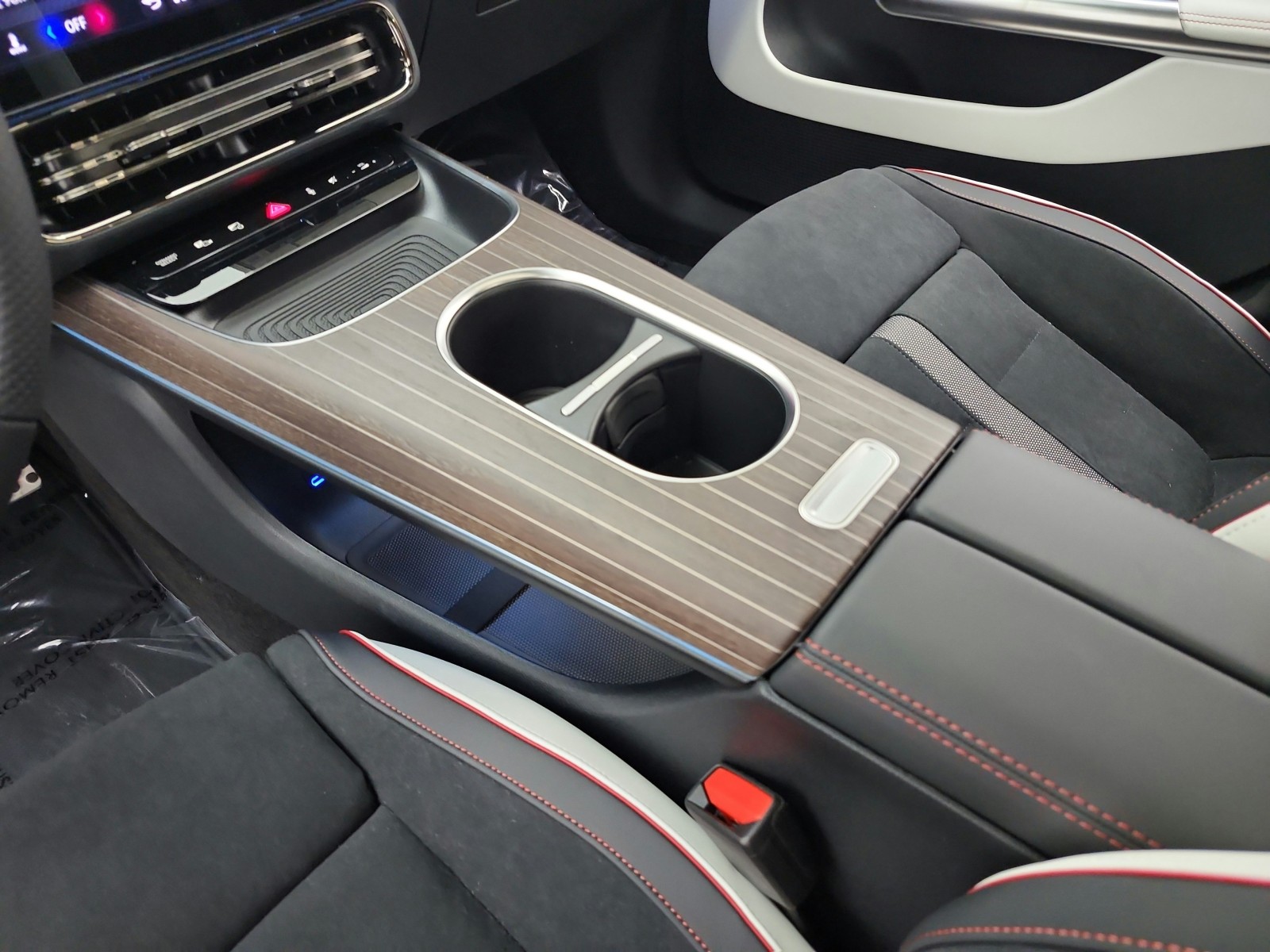 New 2027 Sky Blue Metallic Mercedes-Benz CLA 220 Hybrid FWD image 10