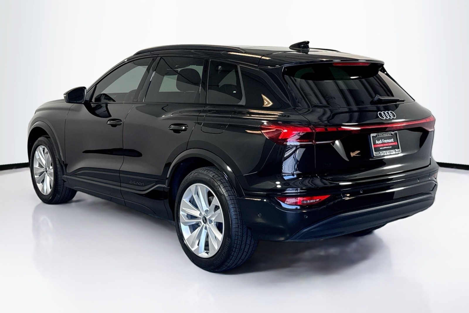 Used 2025 MYTHOS BLACK Audi Premium image 7