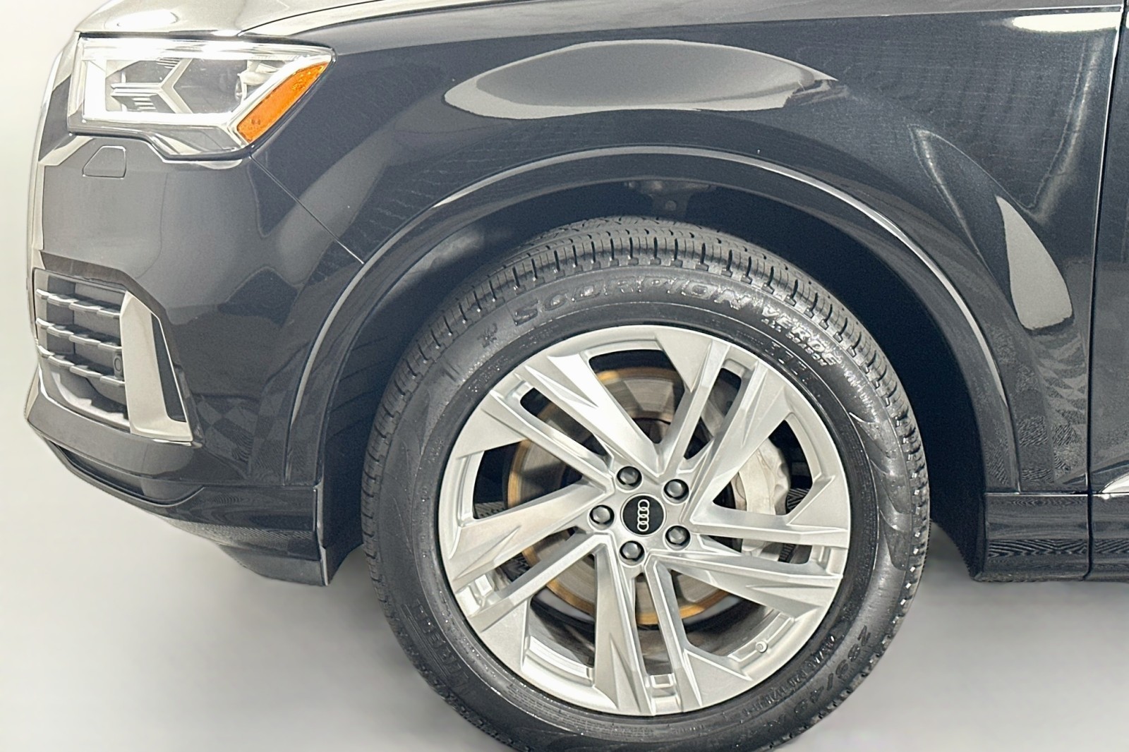Used 2023 Mythos Black Metallic Audi Premium image 12