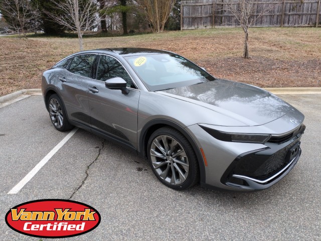 2023 Toyota Crown Limited AWD