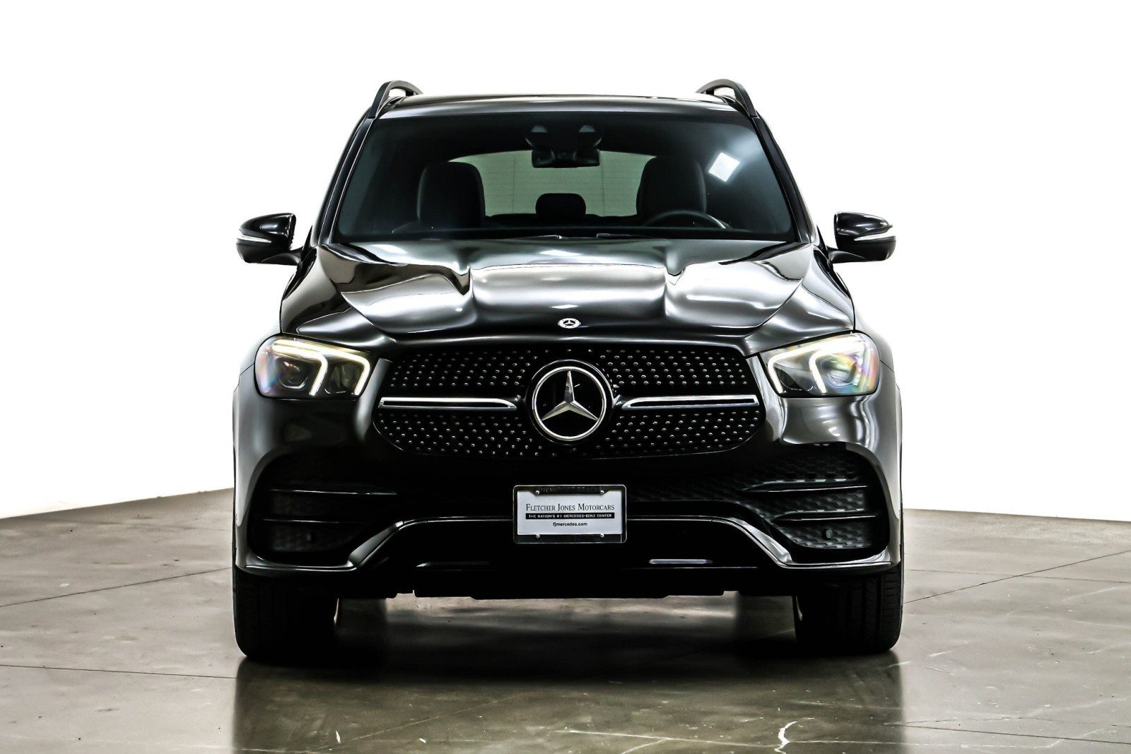 Certified Used 2022 Obsidian Black Metallic Mercedes-Benz GLE 450 4MATIC® SUV image 3