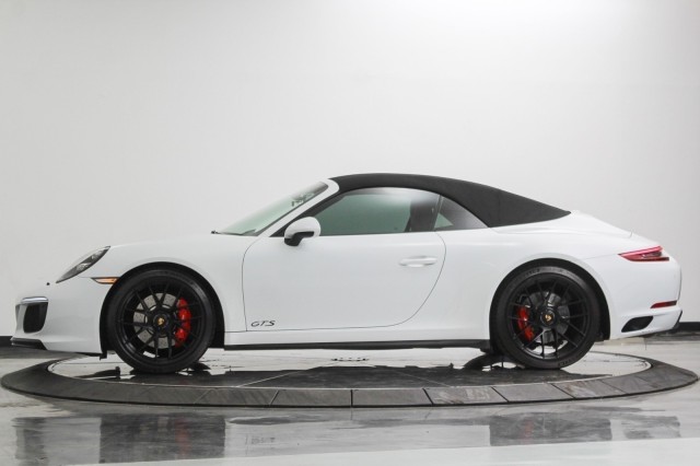 2018 Porsche 911 Carrera GTS 10