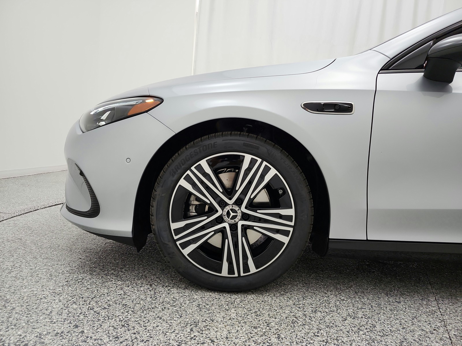New 2027 Cirrus Silver Metallic Mercedes-Benz CLA 220 Hybrid FWD image 13