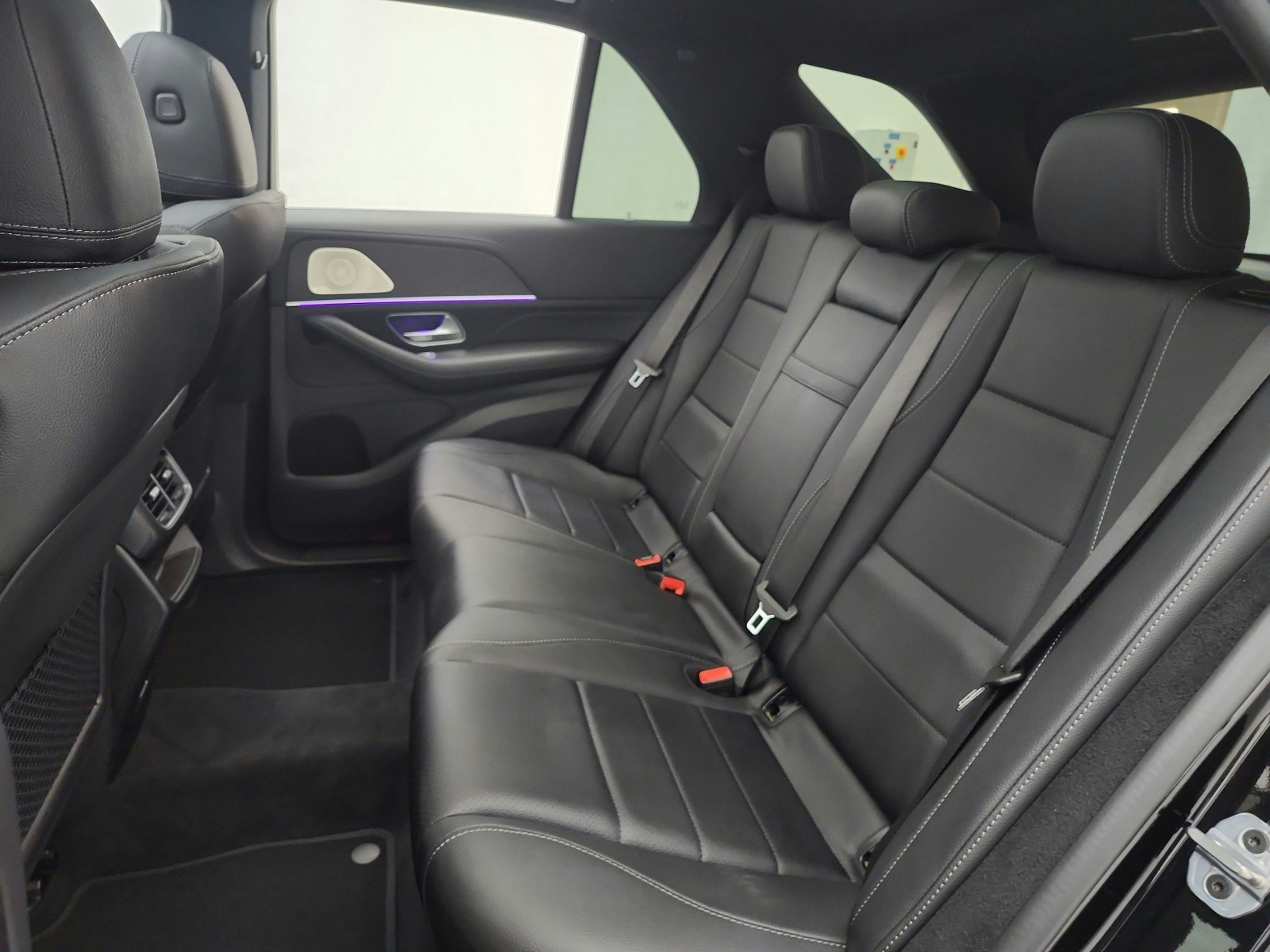 New 2026 Obsidian Black Metallic Mercedes-Benz GLE 450 image 11
