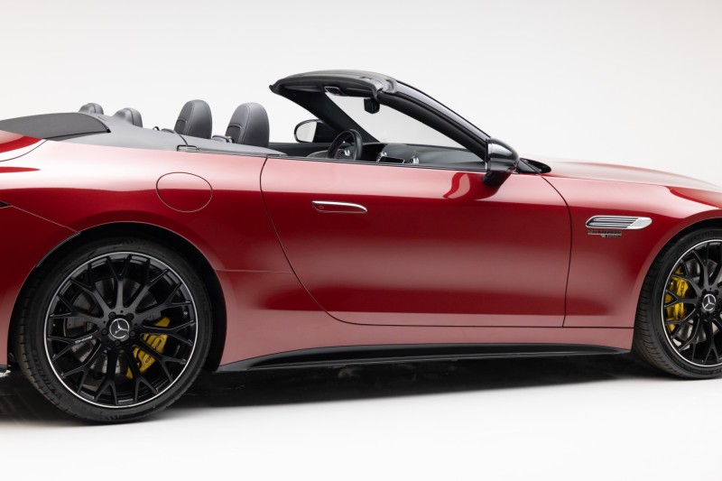 2022 Mercedes-Benz SL 63 AMG AMG SL 63 in , 