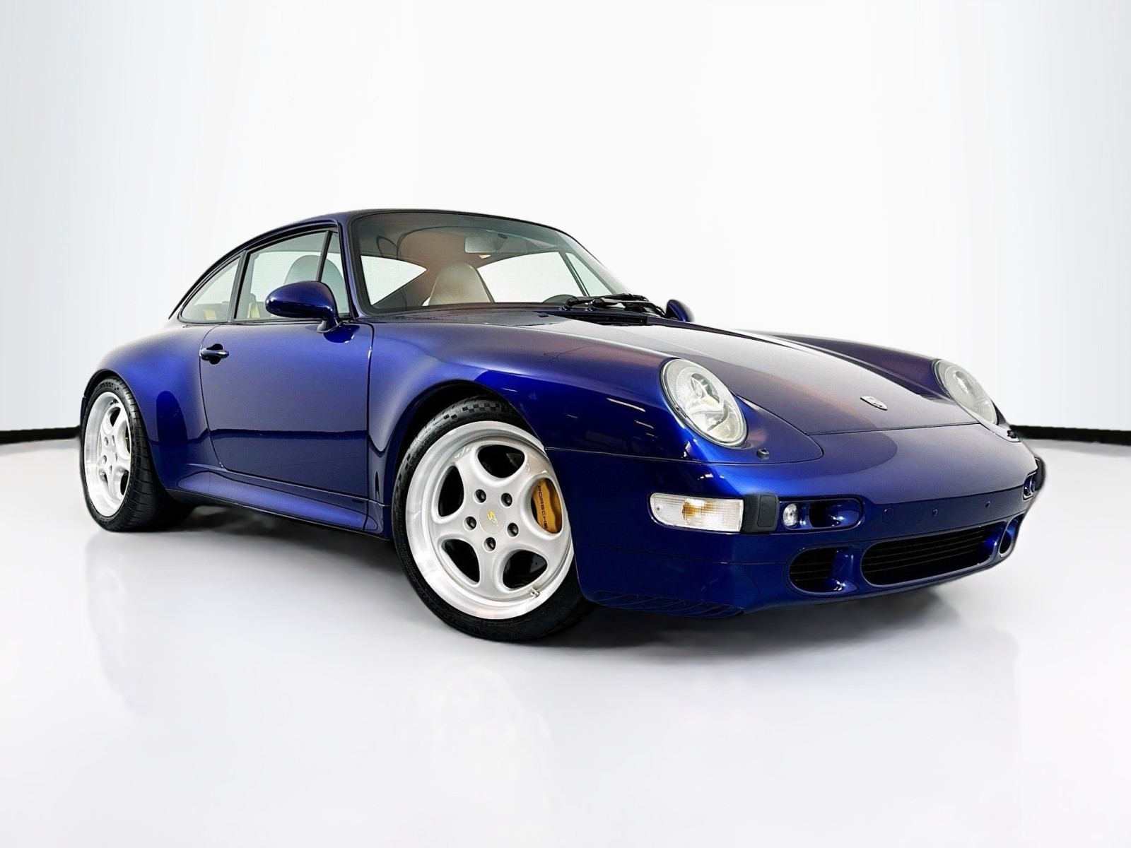 1996 Porsche 911 Carrera 4  3