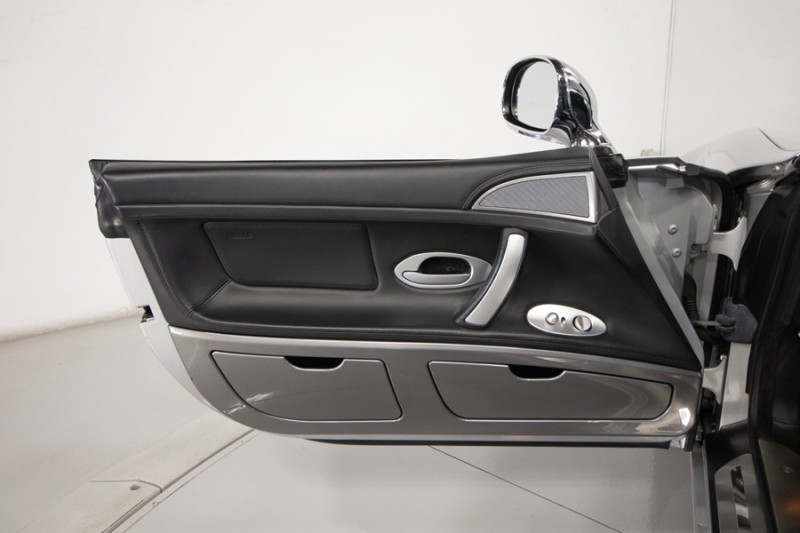 2001 BMW Z8 Z8 *WE HAVE EVERY SERVICE RECORD BACK TO 2004* *IMMACULATE* in , 