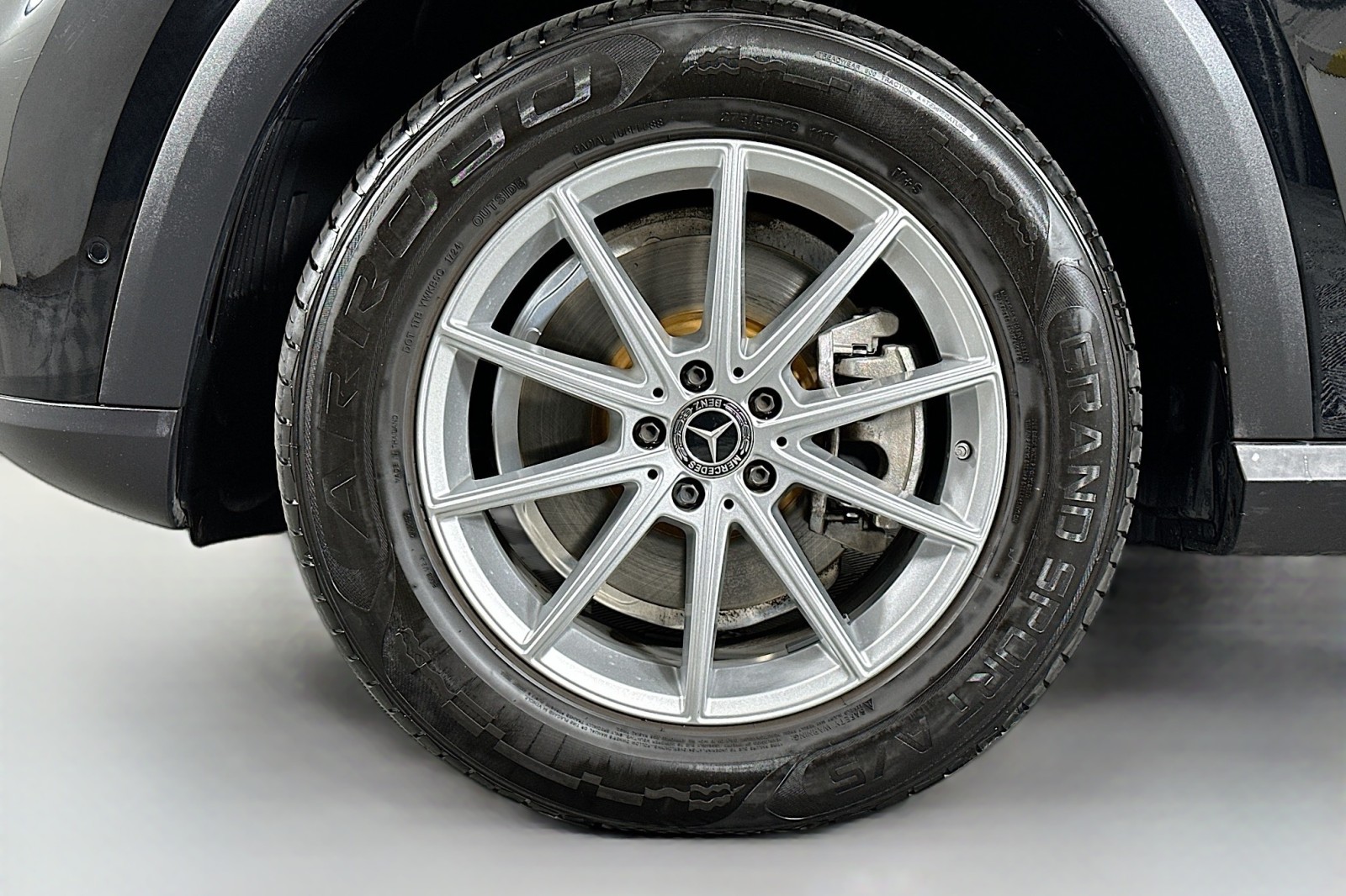 Used 2024 Black Mercedes-Benz GLE 350 image 12