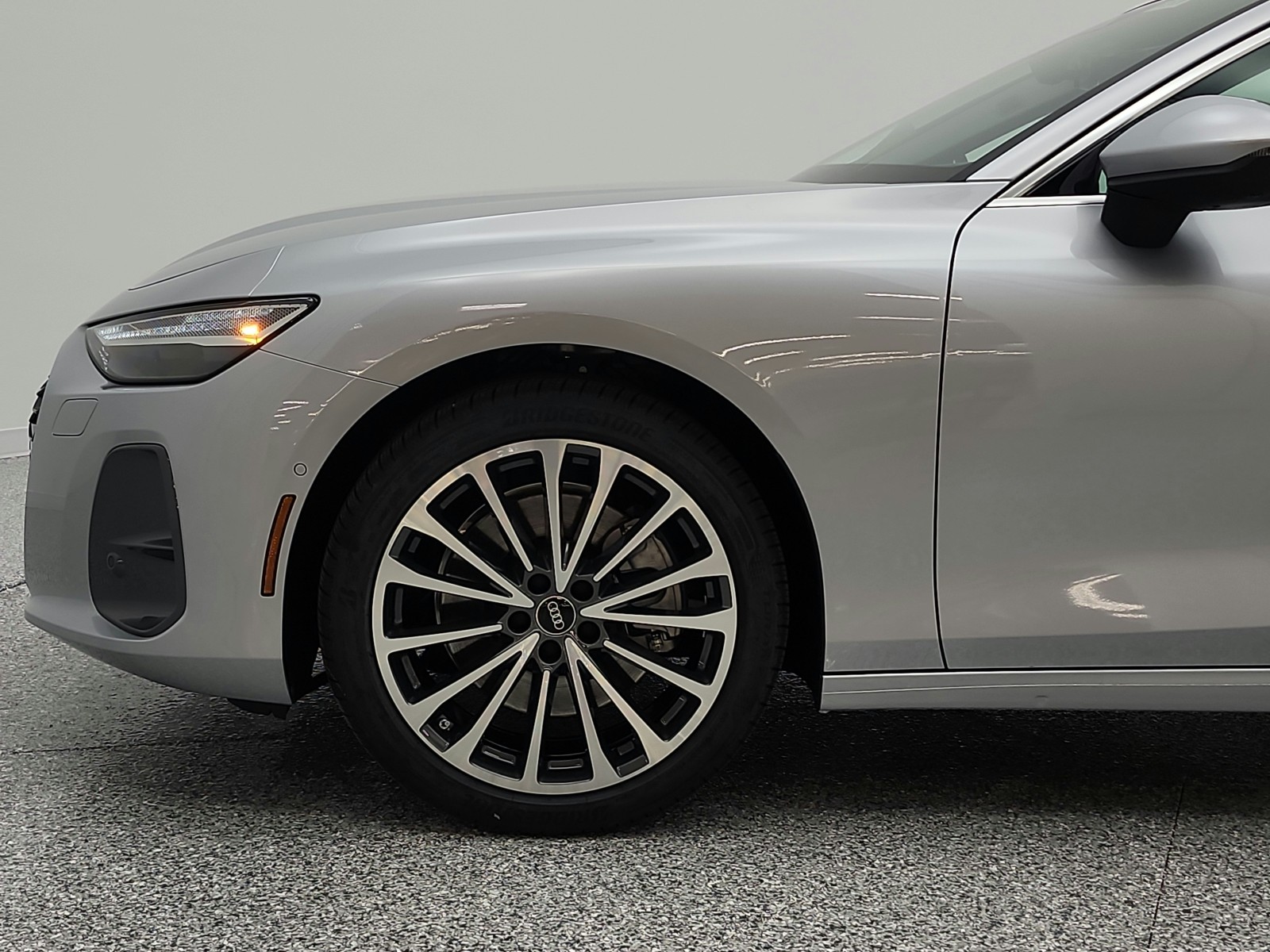 New 2026 Florett Silver Metallic Audi Premium Plus quattro image 14