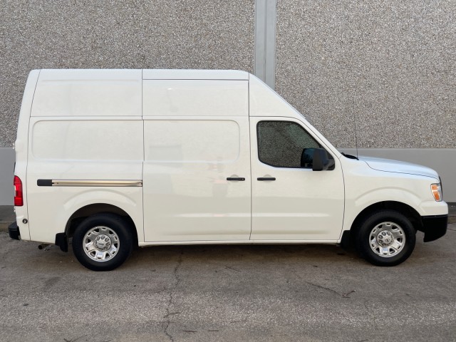 2020 Nissan NV Cargo SV 7