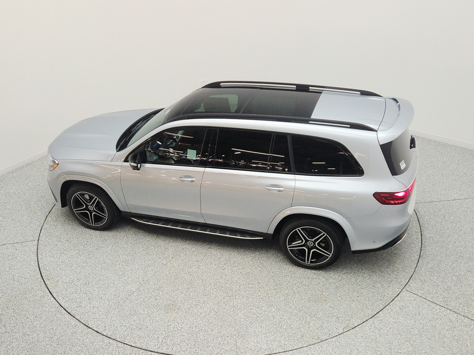 New 2026 Cirrus Silver Metallic Mercedes-Benz GLS 450 4MATIC® SUV image 23